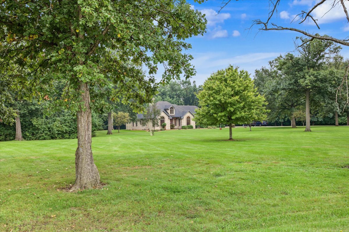 main property photo 51