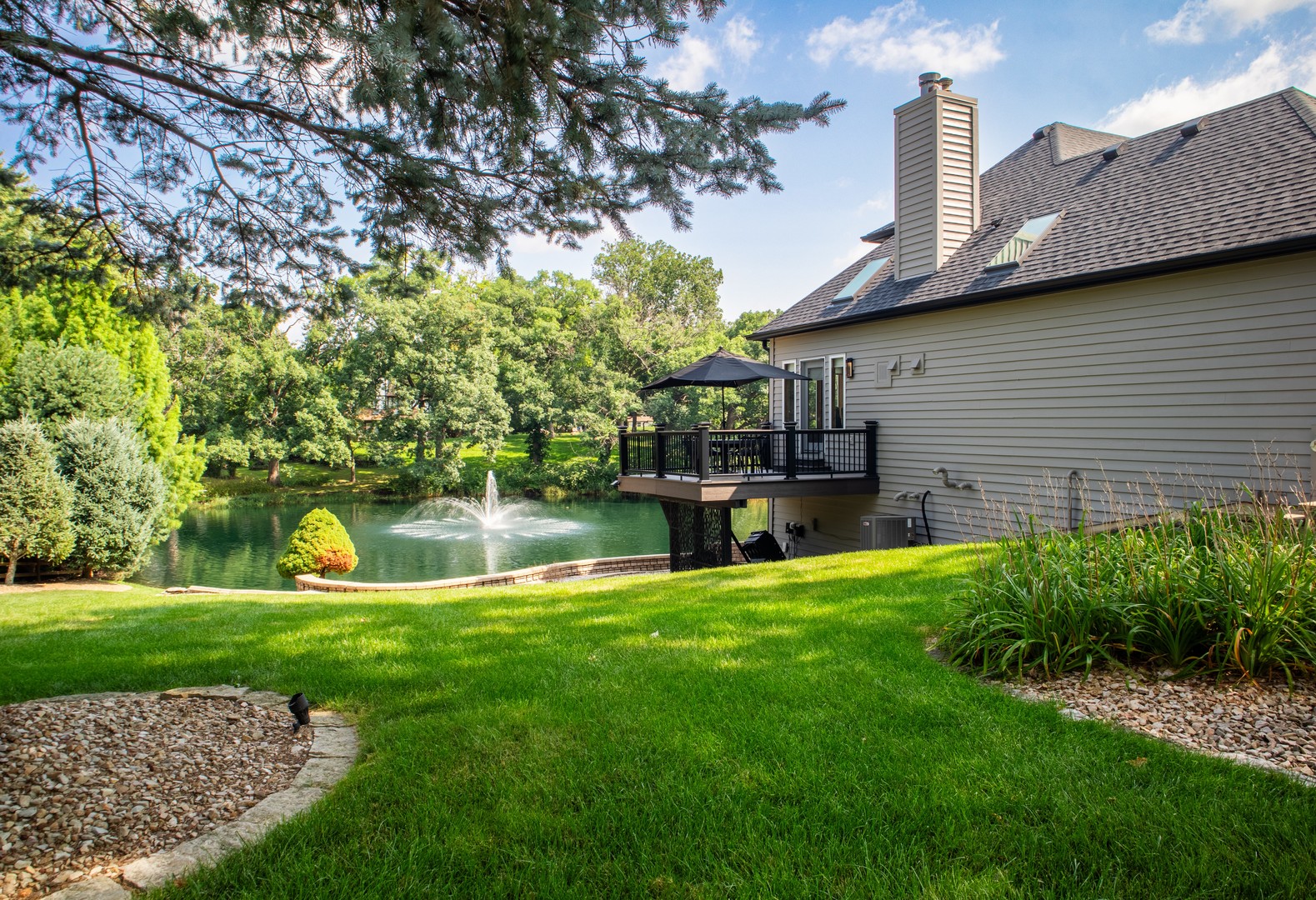 main property photo 17