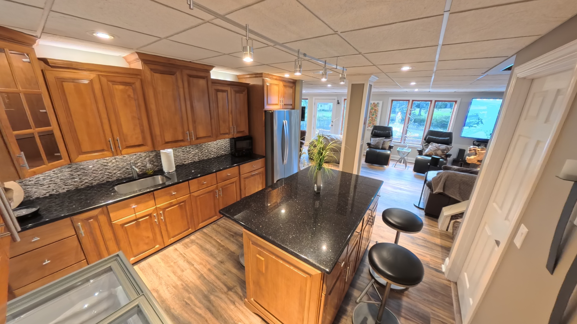 main property photo 62