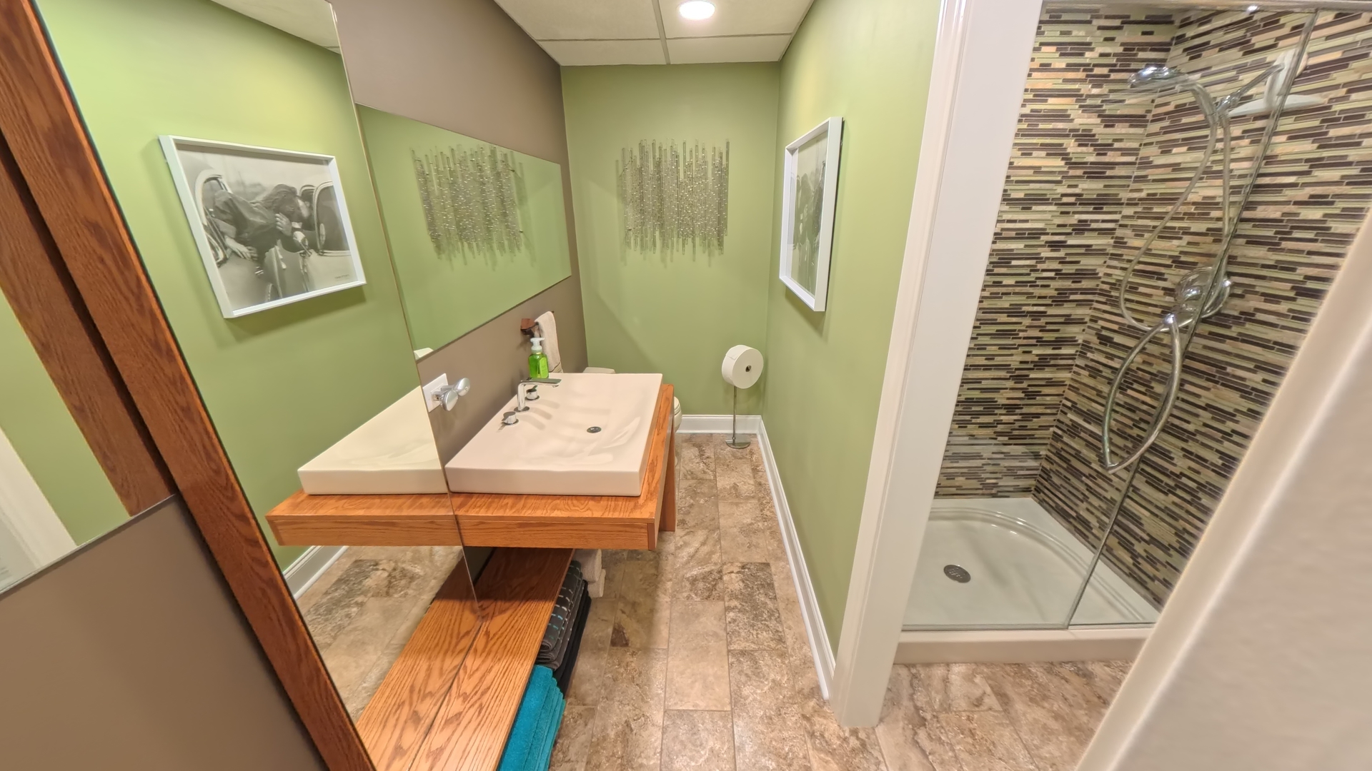 main property photo 67