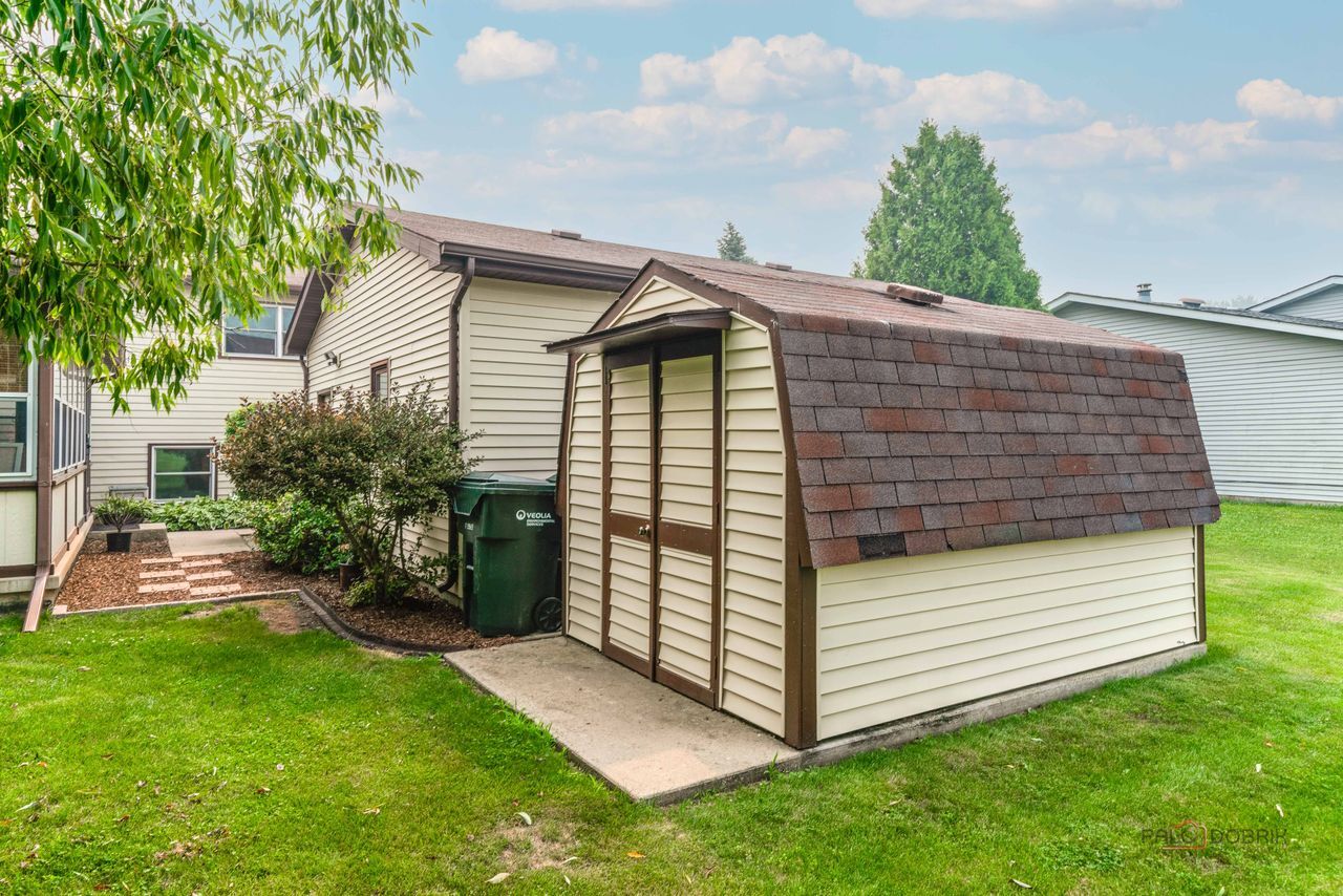 main property photo 21