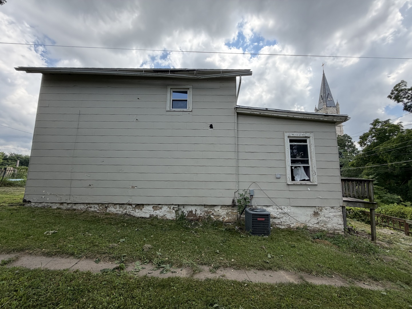 main property photo 4