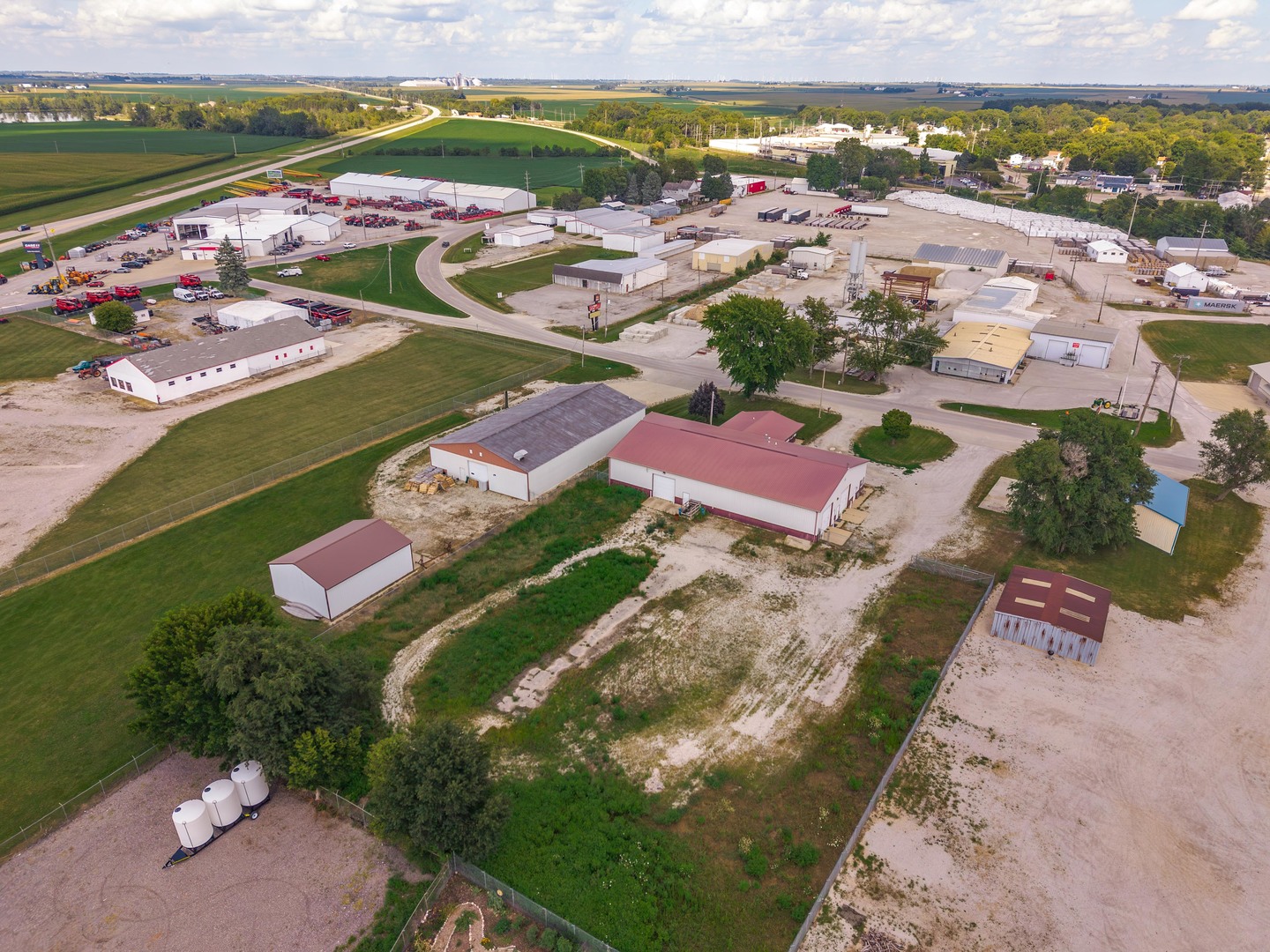 main property photo 20