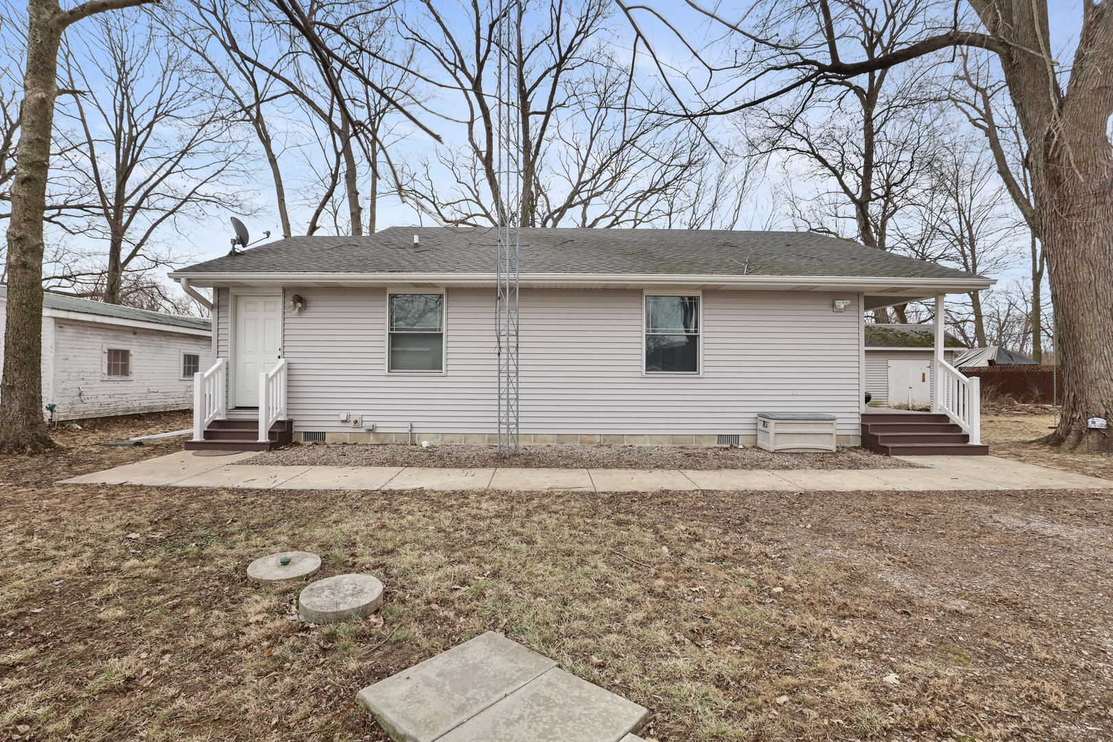 main property photo 22