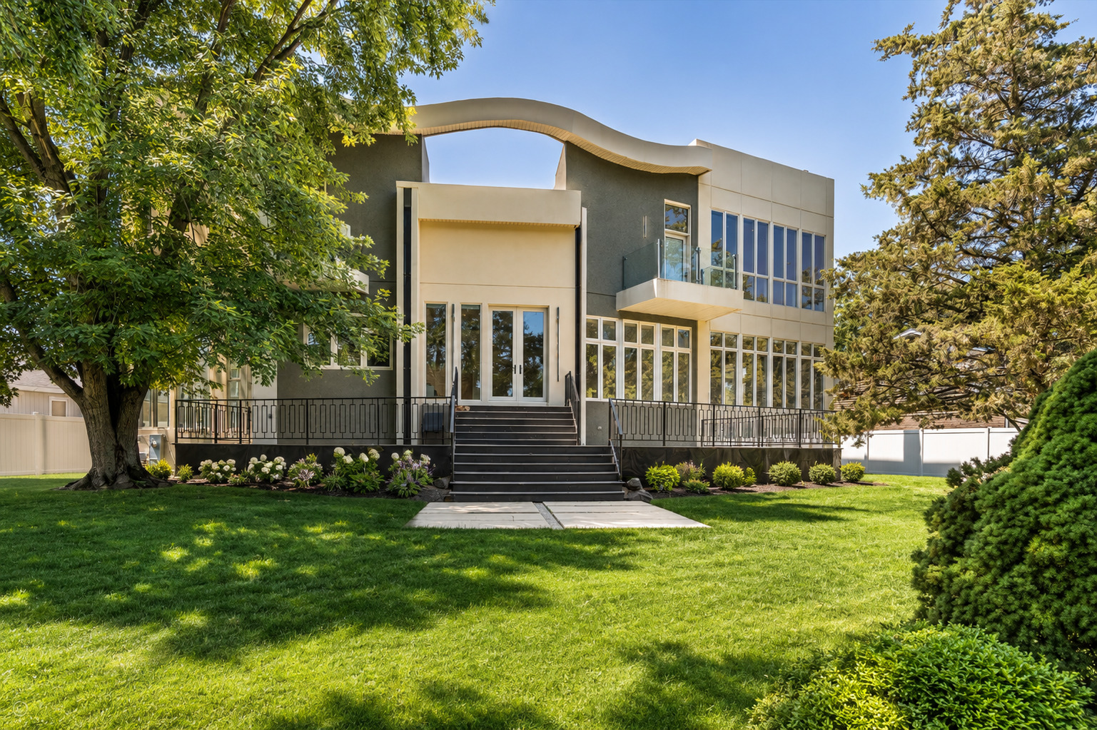 main property photo 39