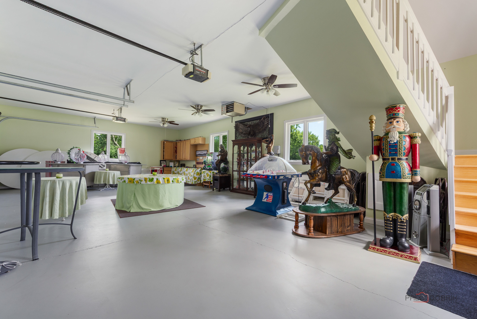 main property photo 75