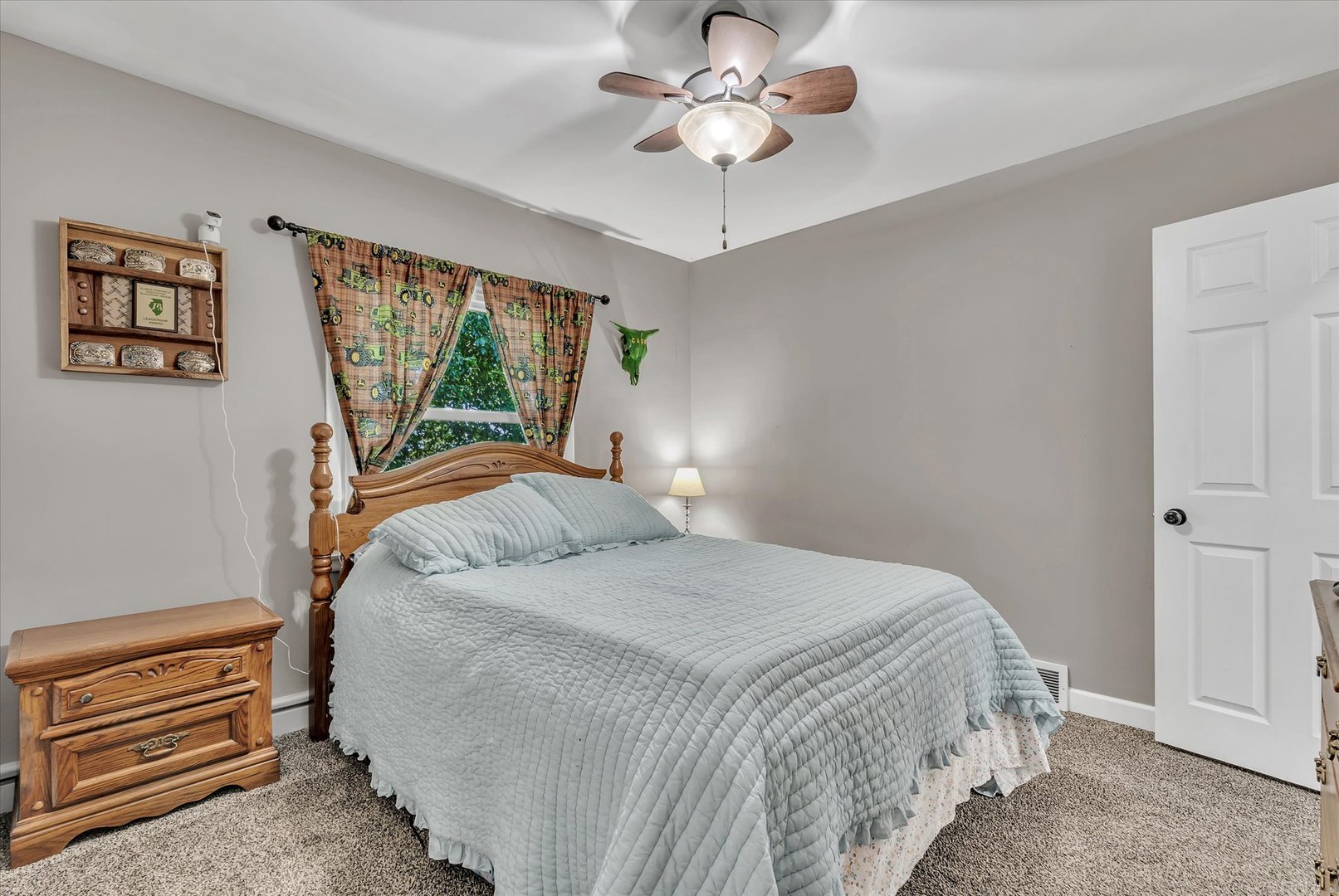main property photo 58