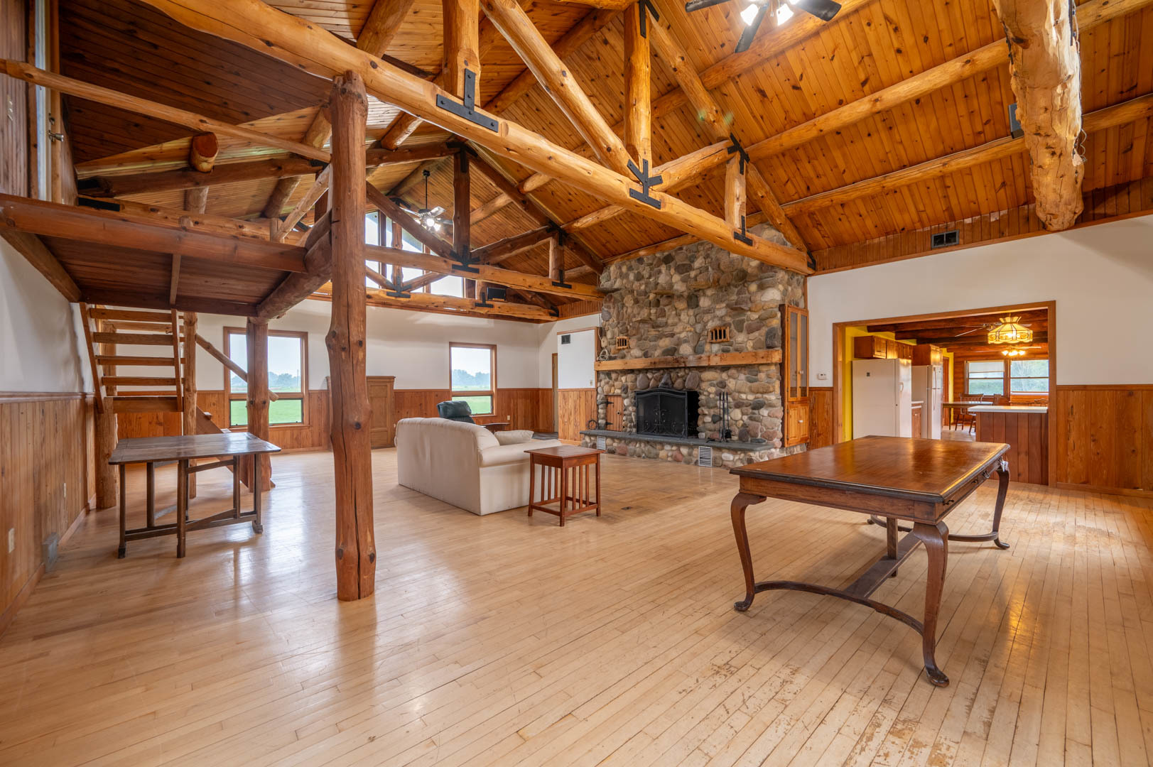 main property photo 5