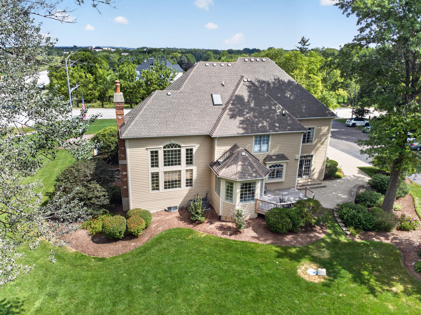 main property photo 3