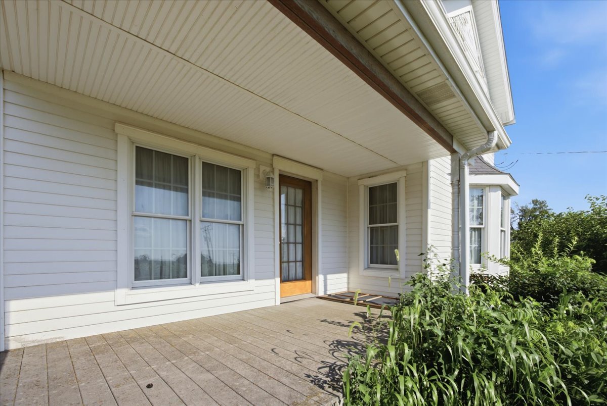 main property photo 12