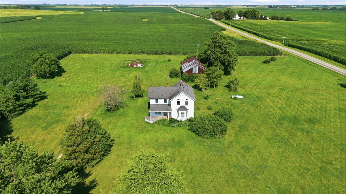 main property photo 48