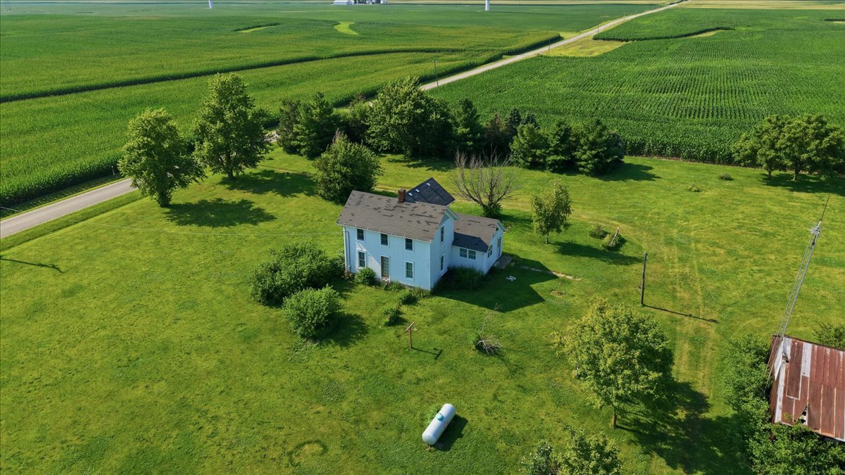 main property photo 51