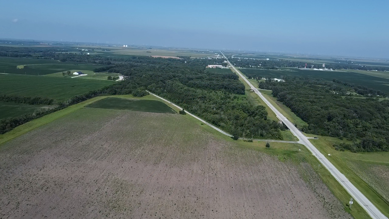 main property photo 5