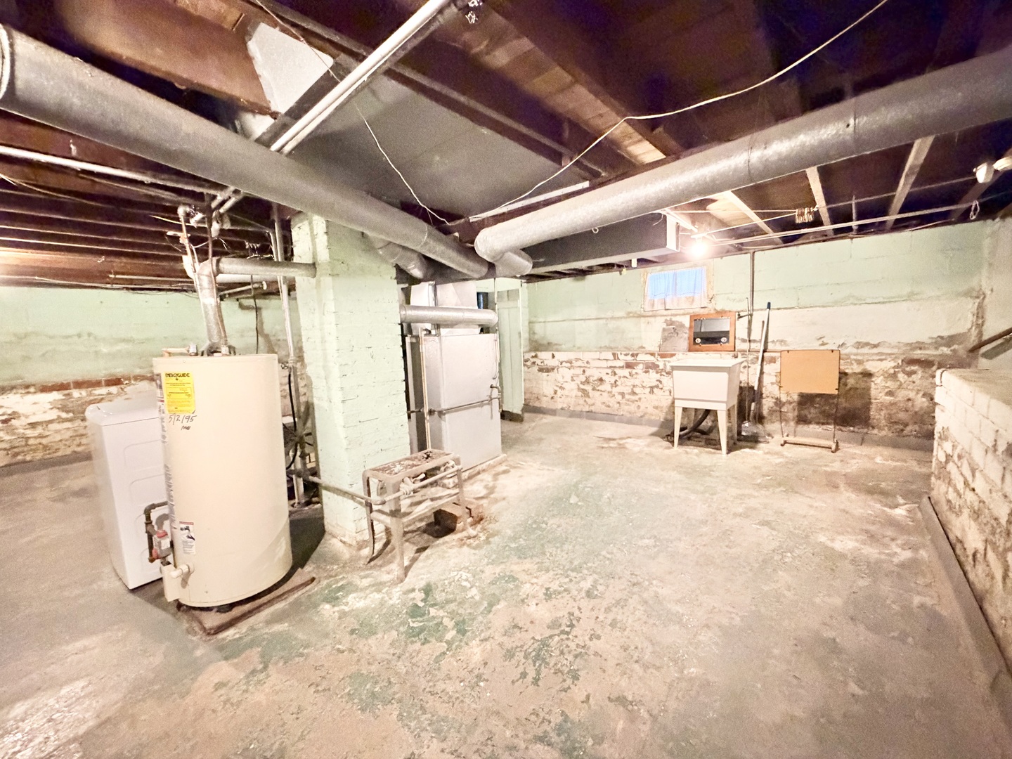main property photo 11