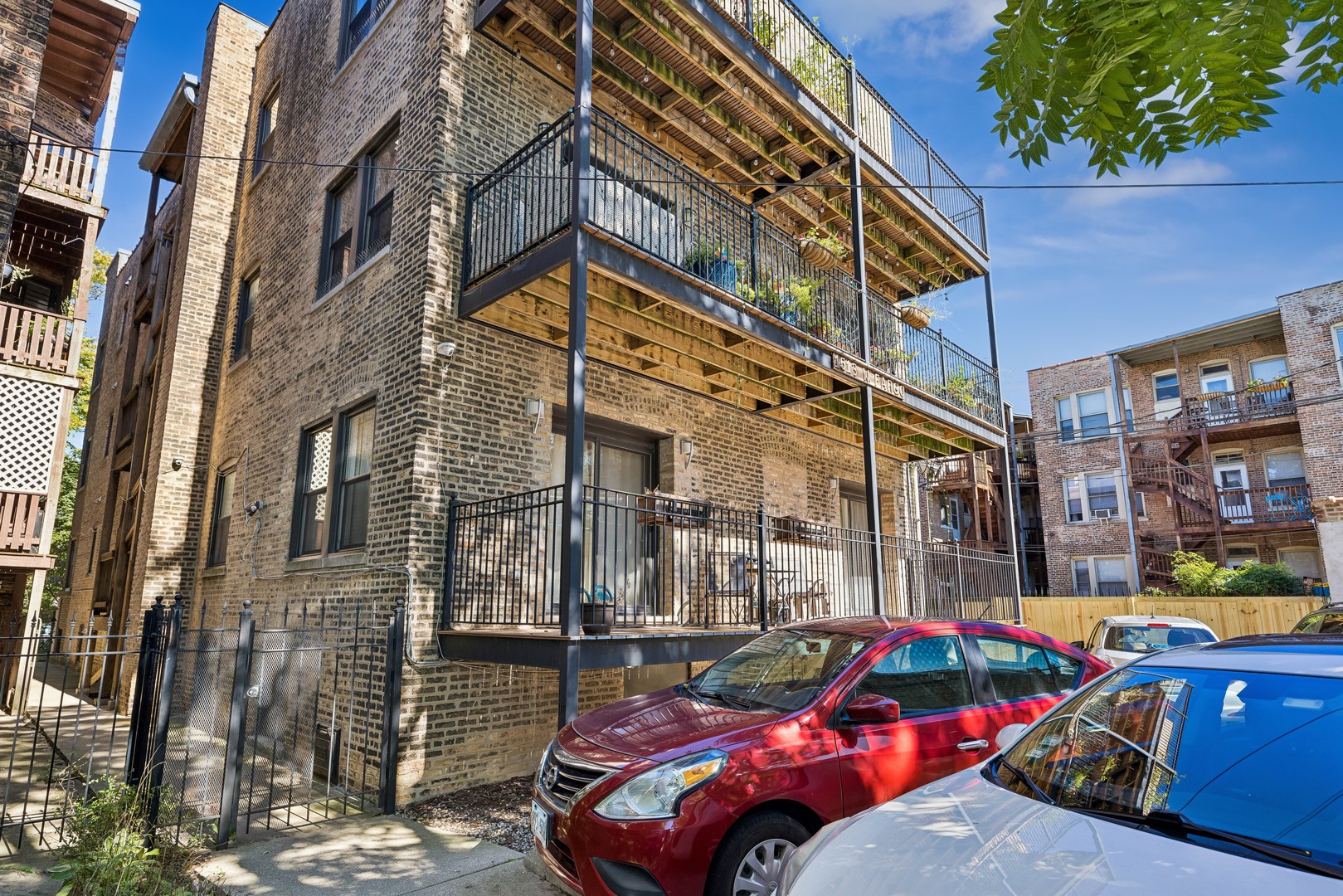 main property photo 17