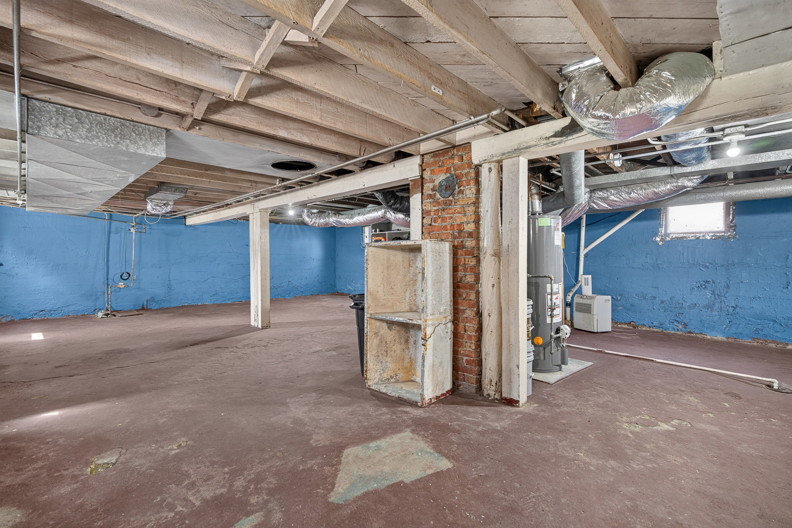 main property photo 35