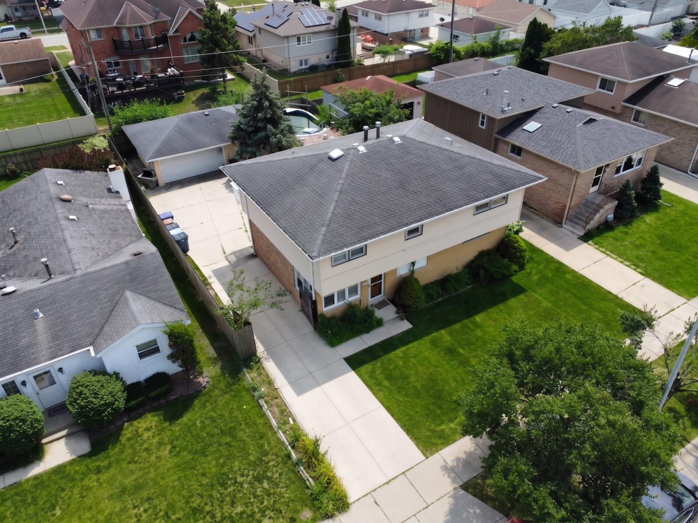 main property photo 3