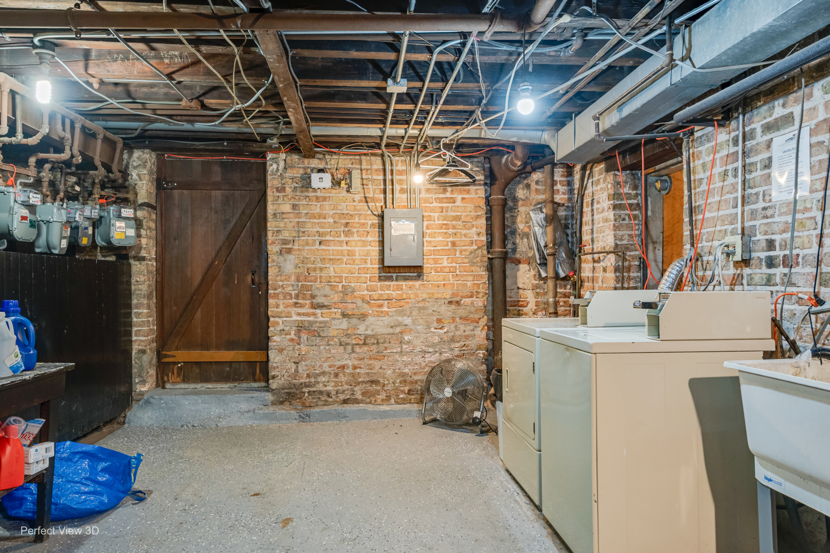 main property photo 34