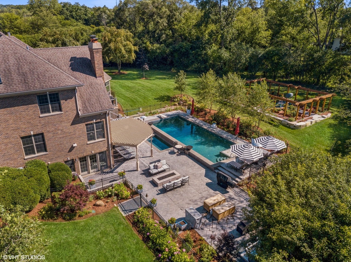 main property photo 42