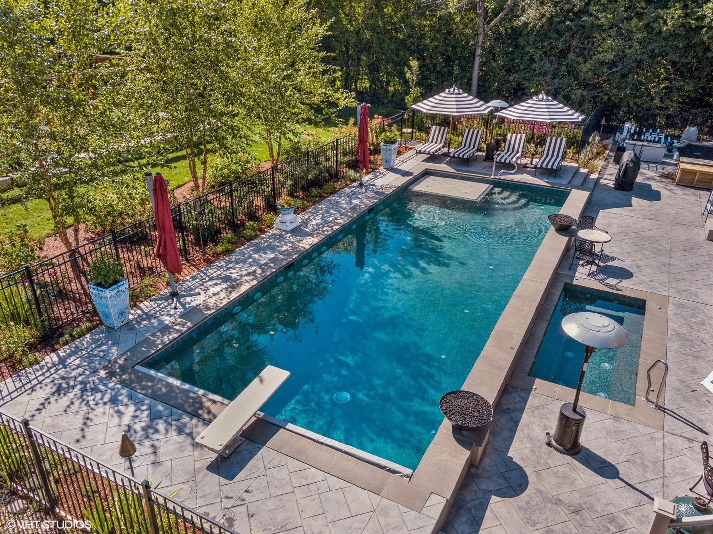 main property photo 44
