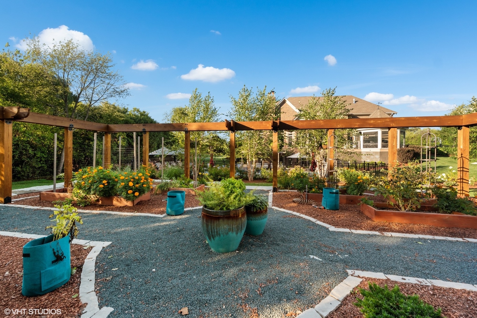 main property photo 59