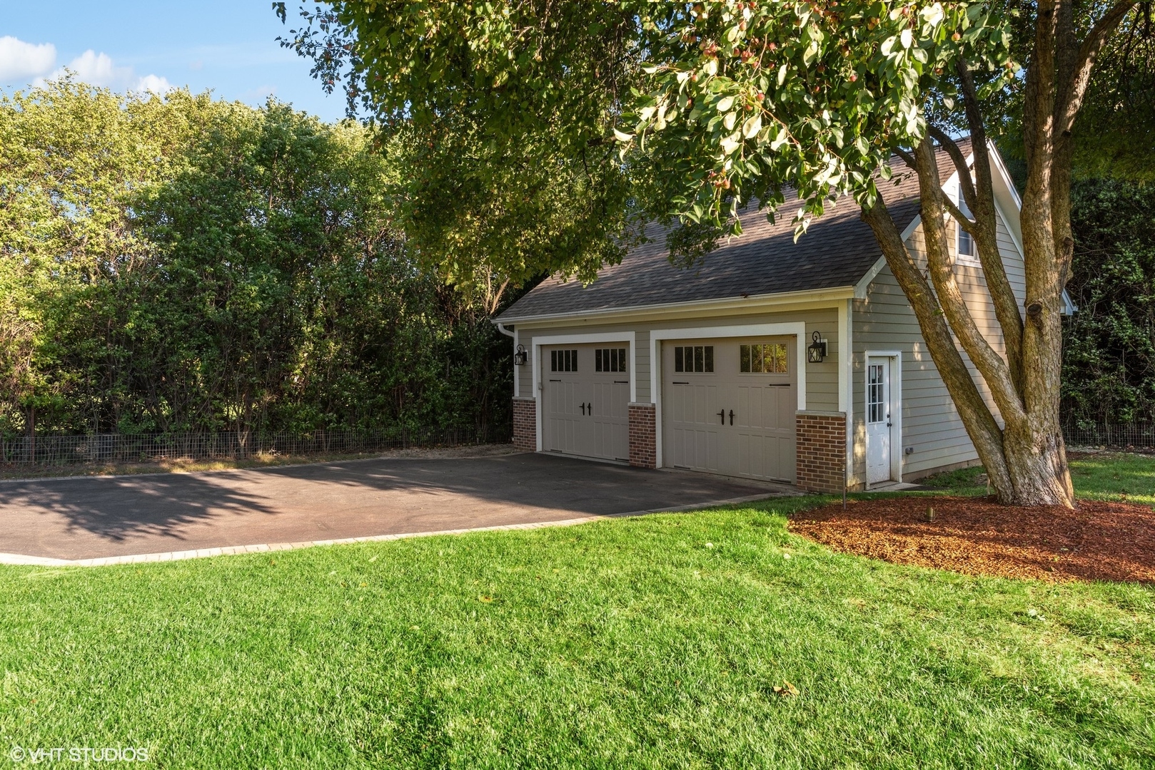 main property photo 60