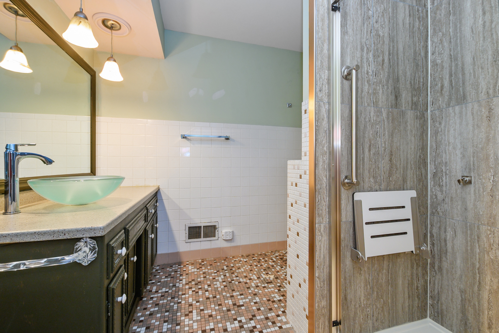 property viewer photo 15