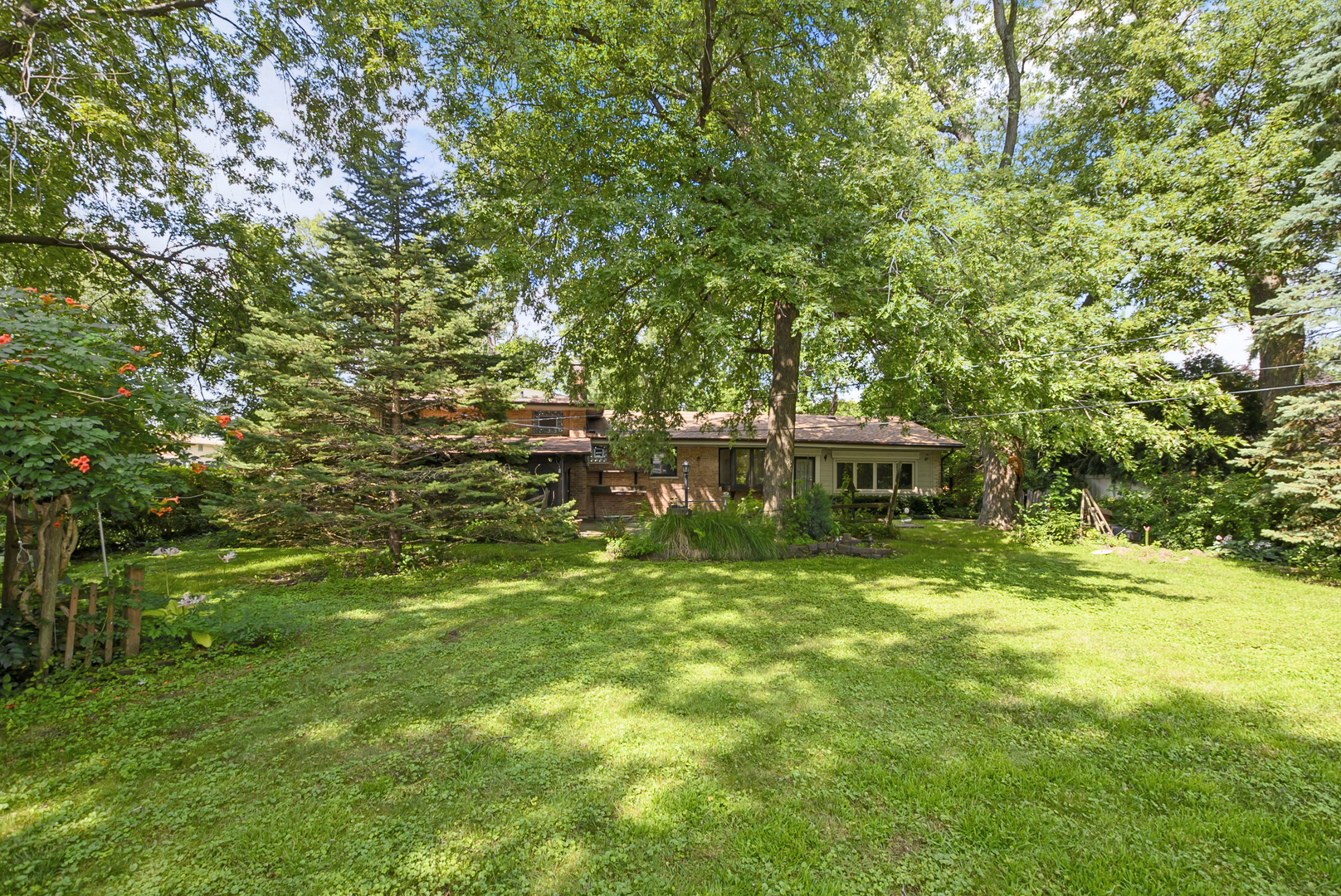 property viewer photo 9