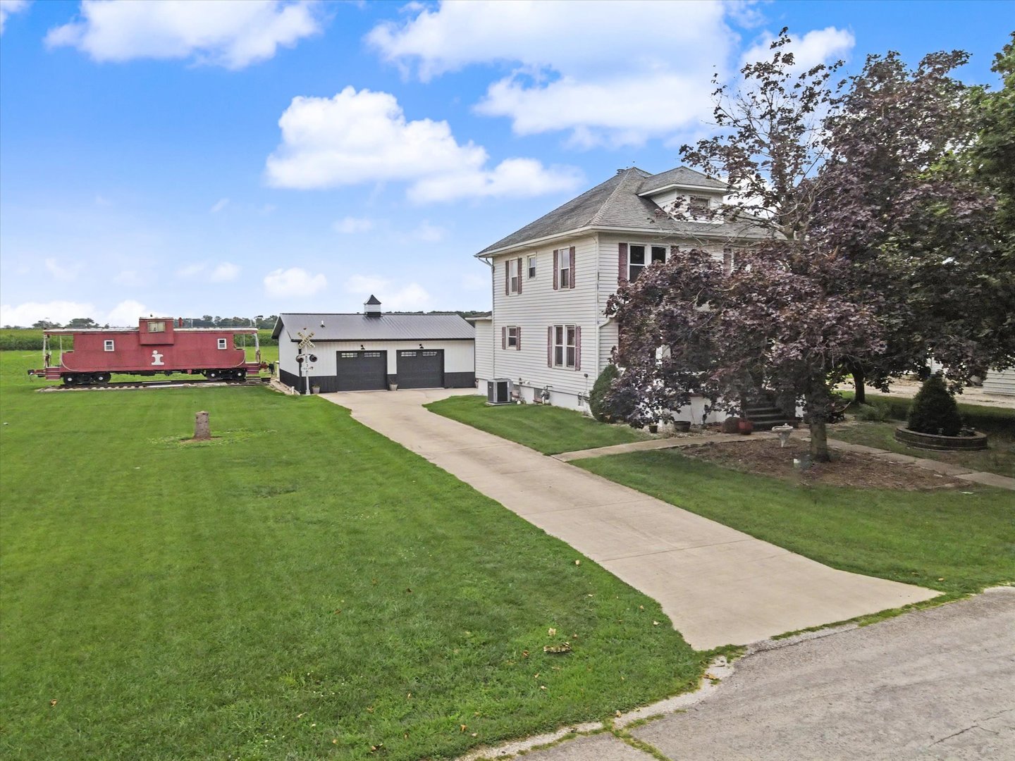 main property photo 4