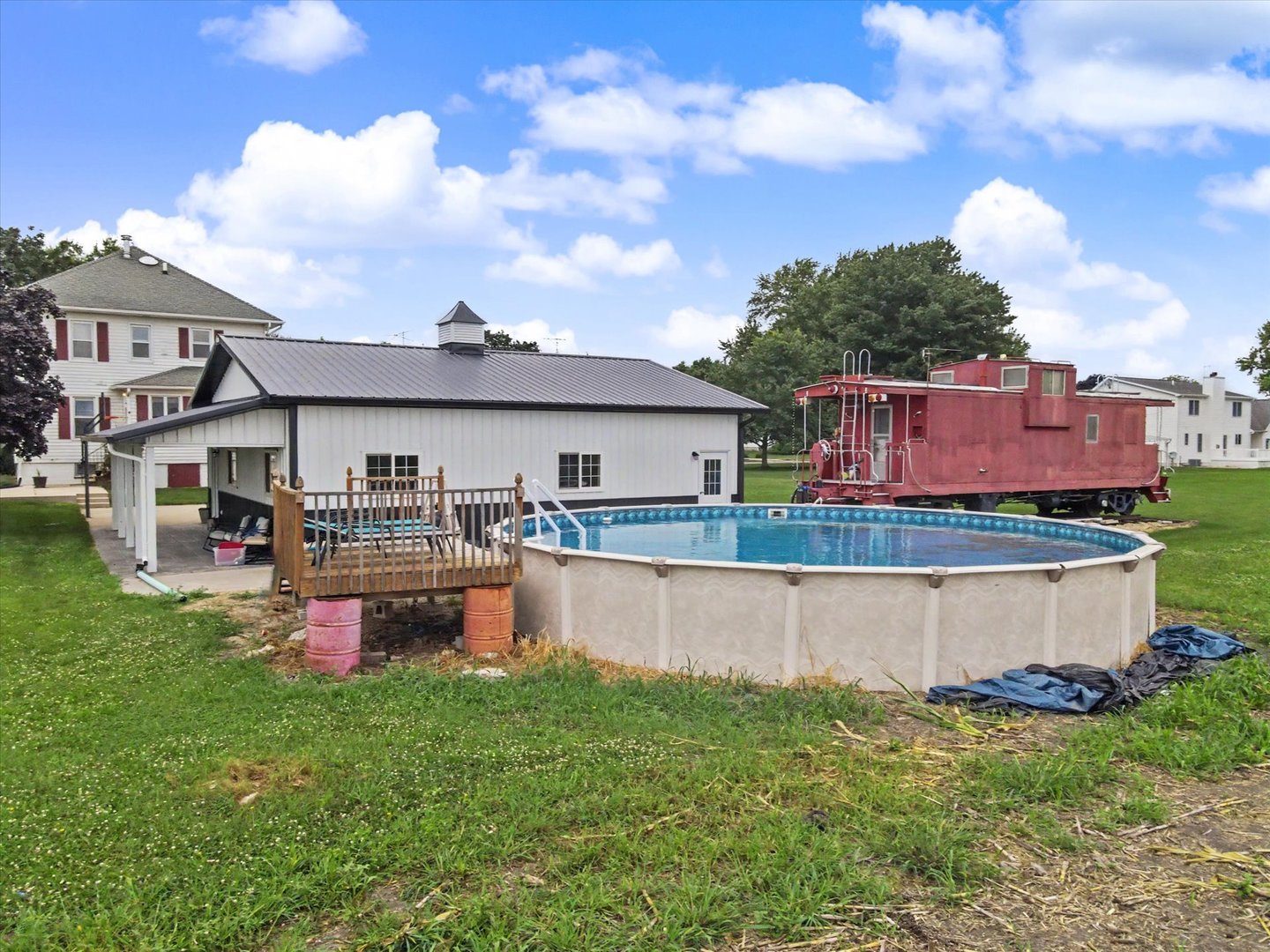 main property photo 54