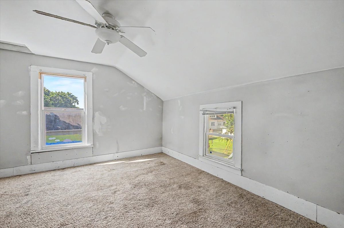 main property photo 58