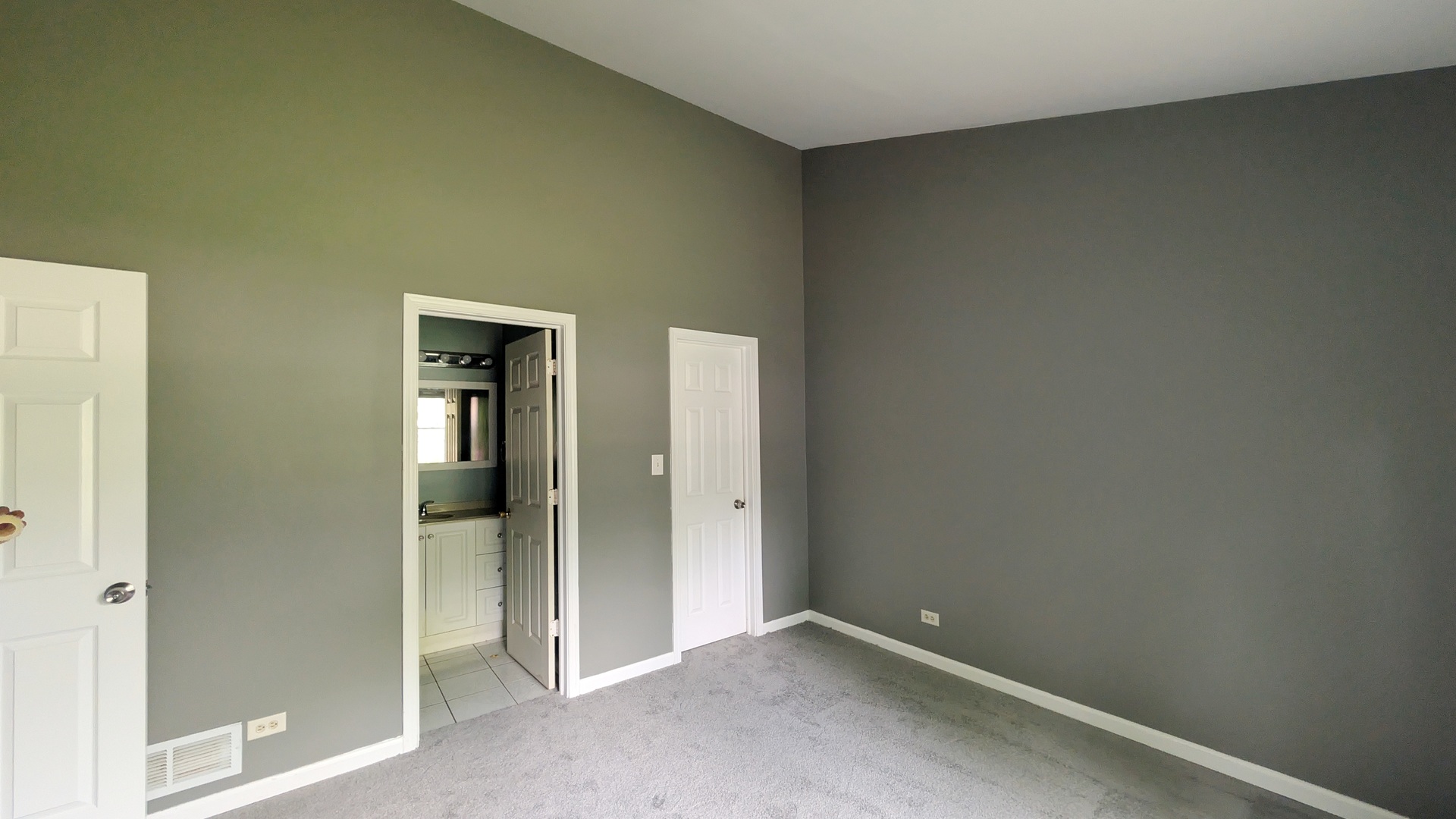 property viewer photo 10