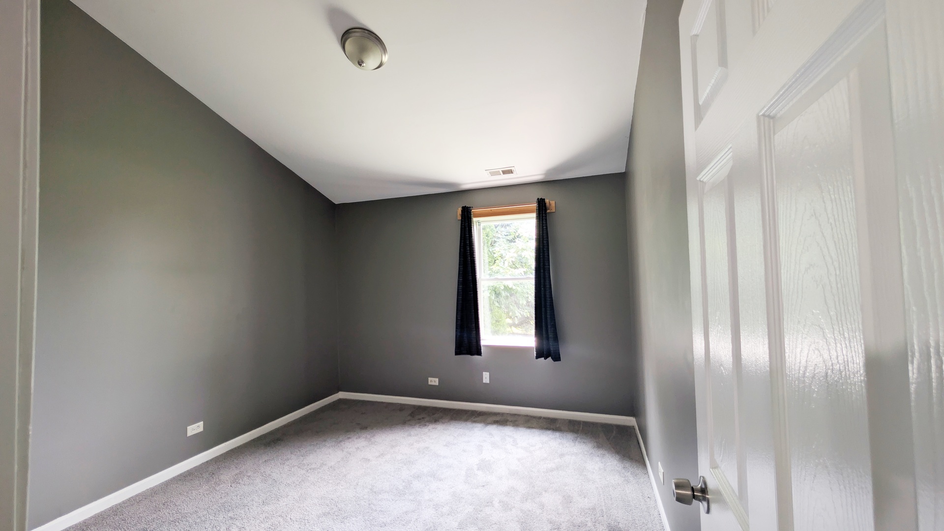 property viewer photo 6
