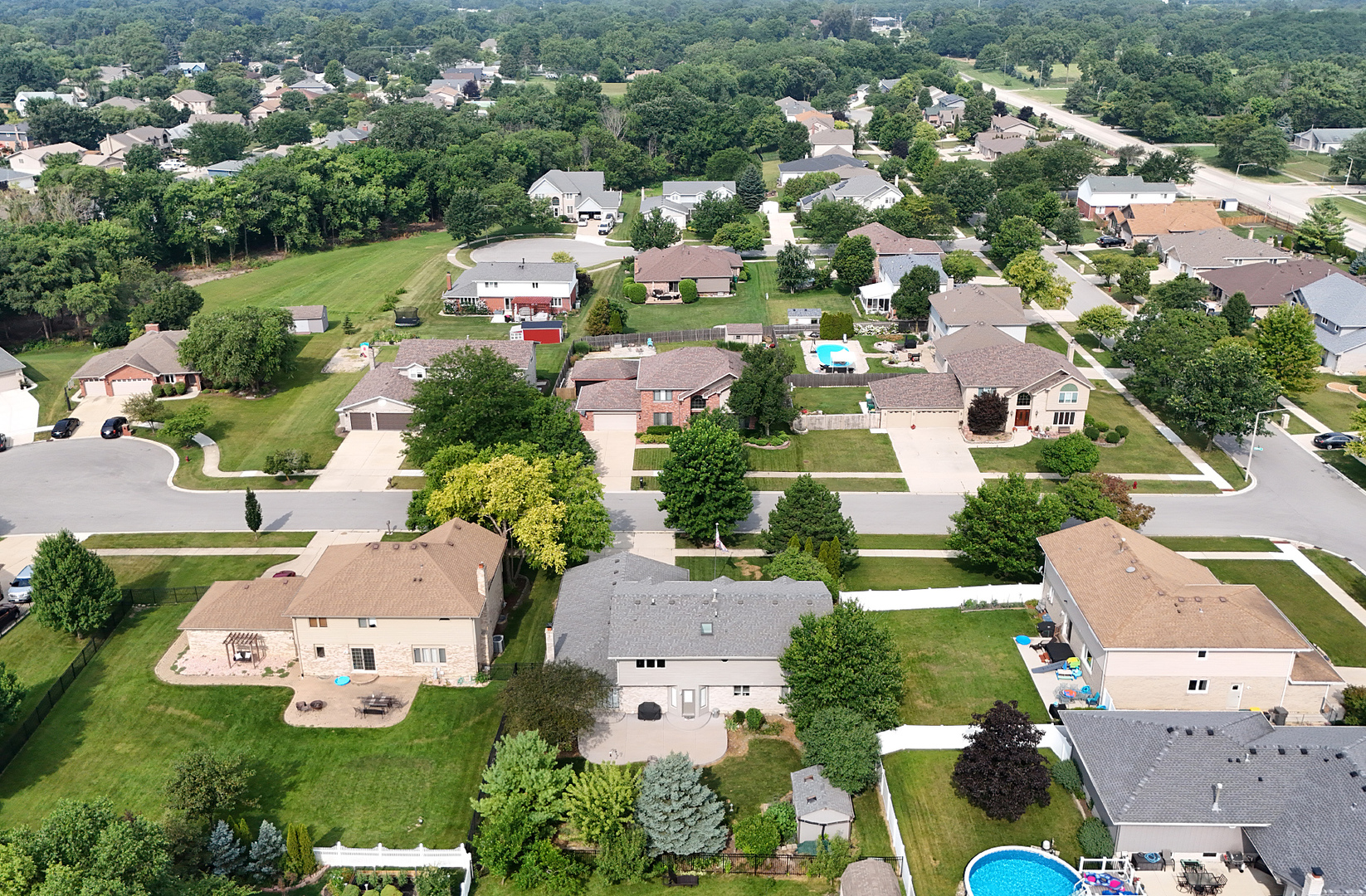 main property photo 49