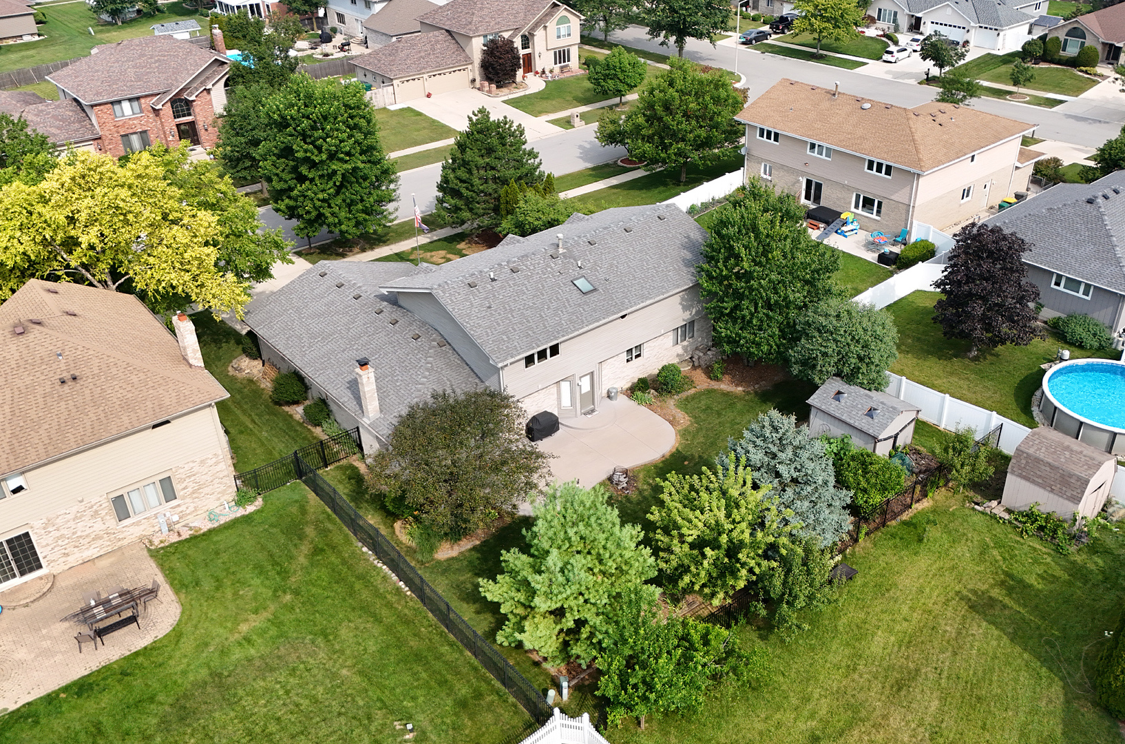 main property photo 51