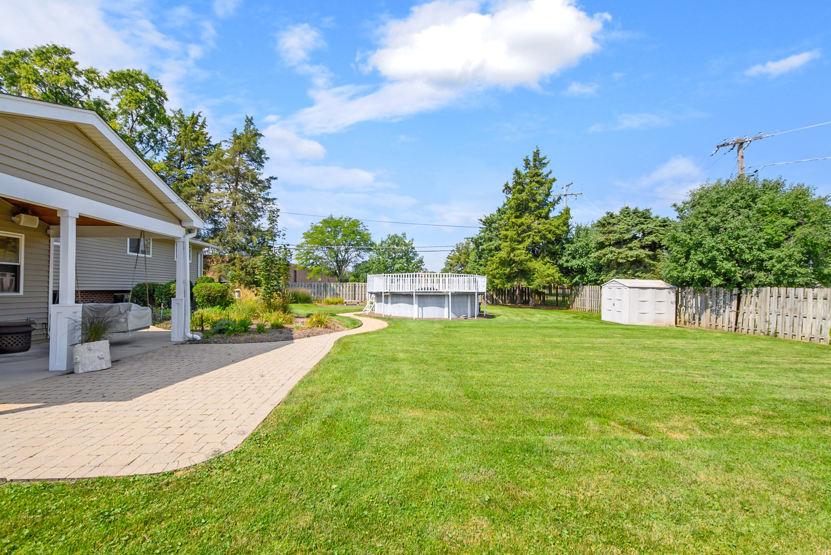 main property photo 19