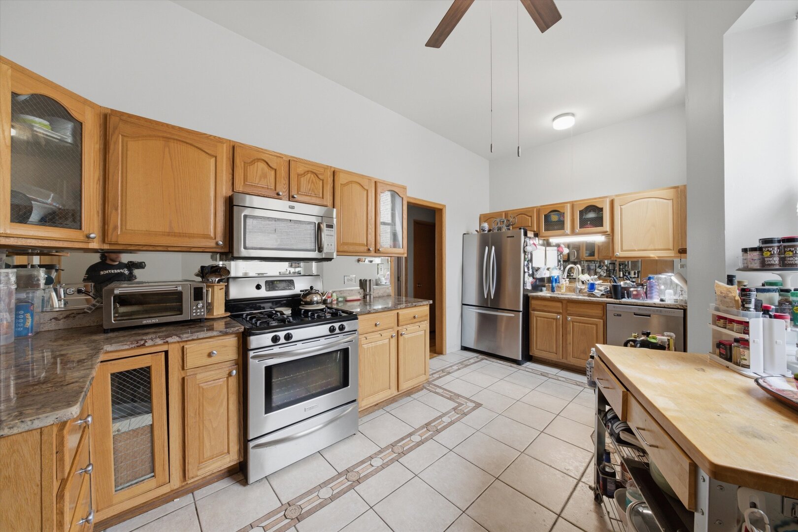 main property photo 8