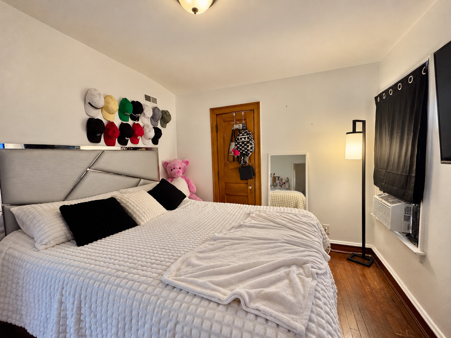 main property photo 15