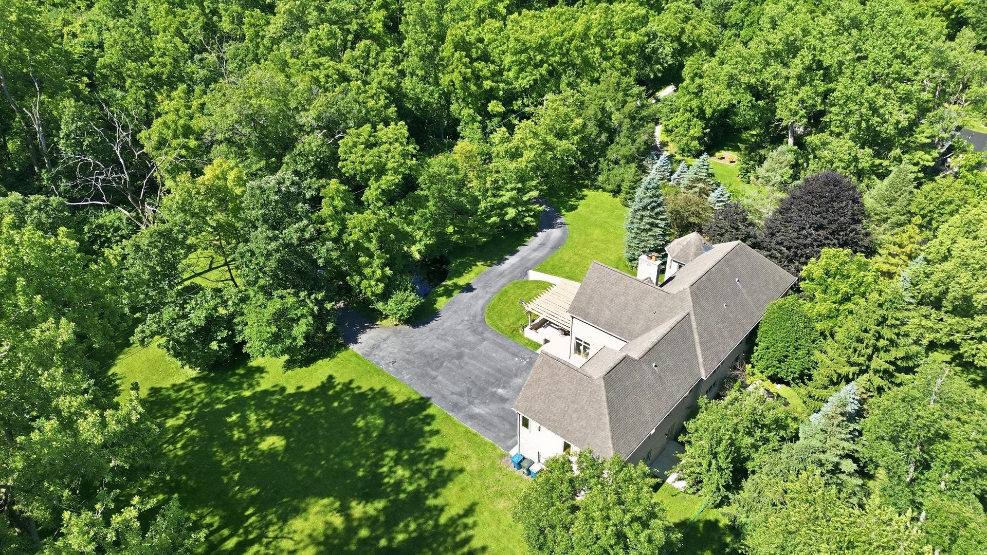 main property photo 38