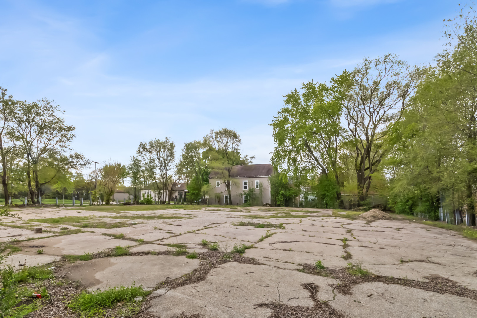main property photo 22