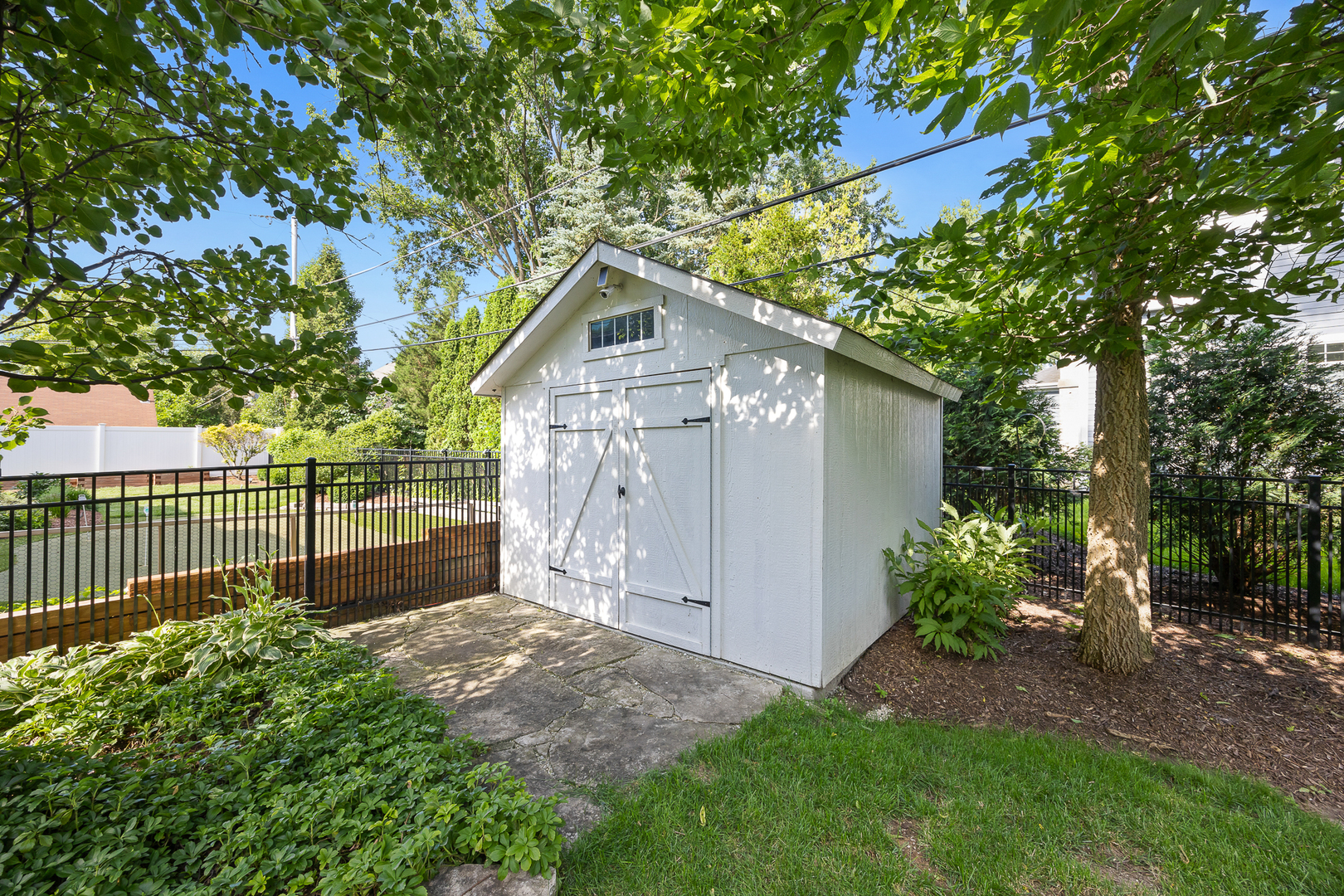 main property photo 50
