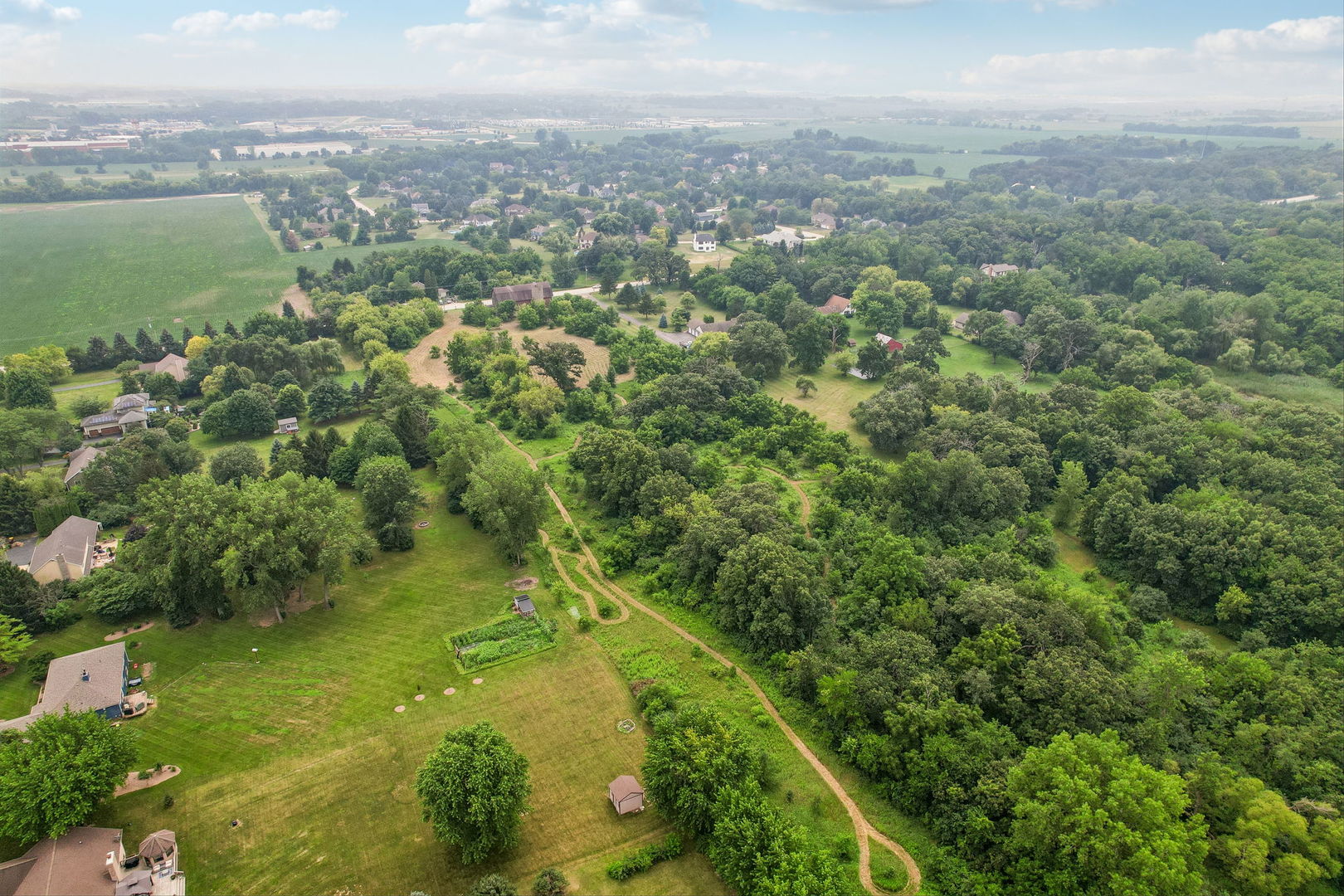 main property photo 32