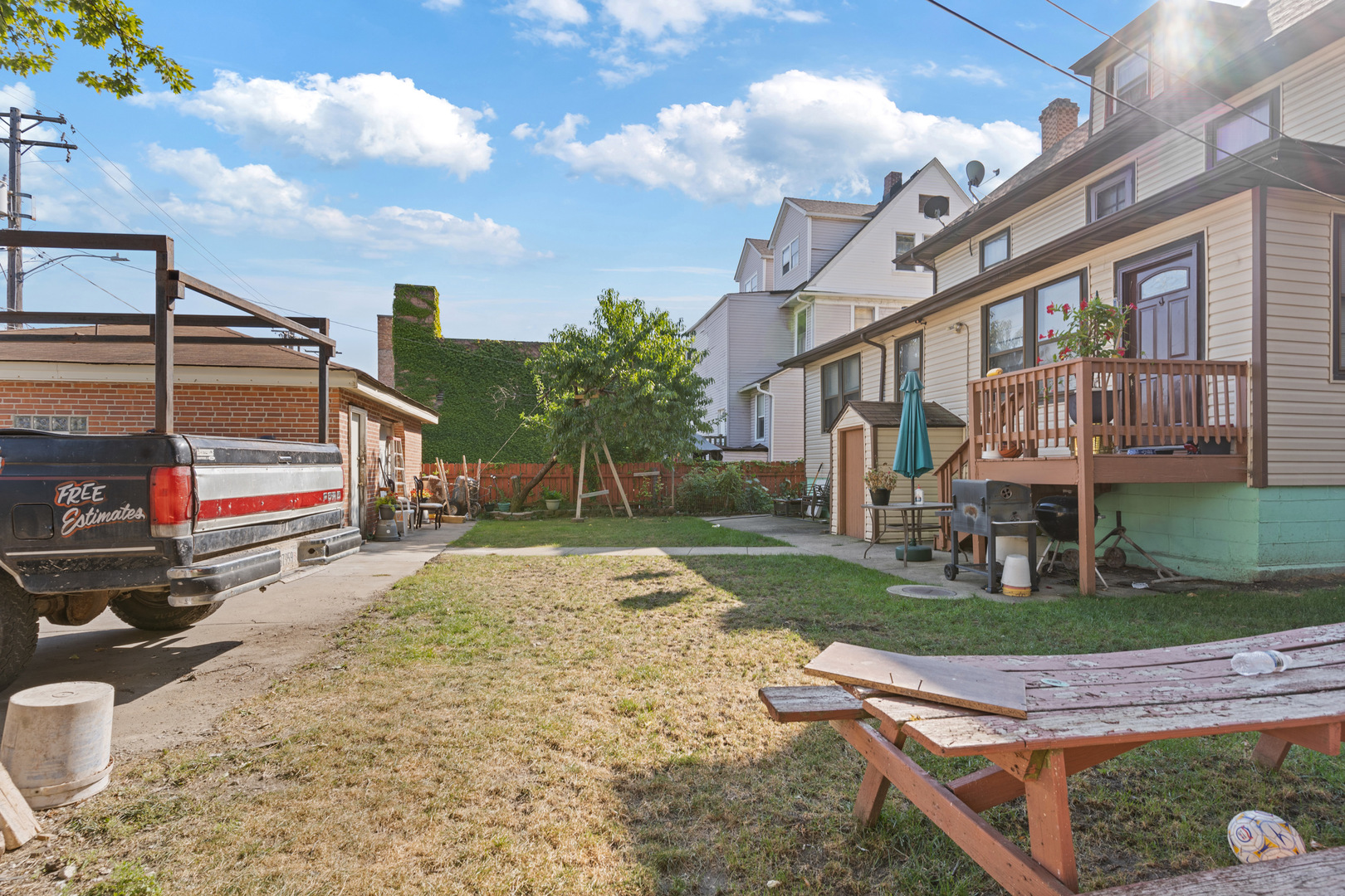 main property photo 27