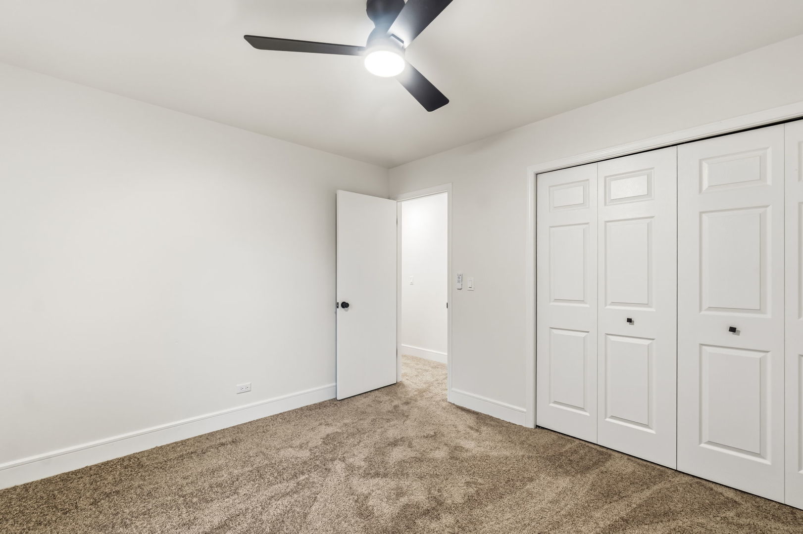 property viewer photo 22