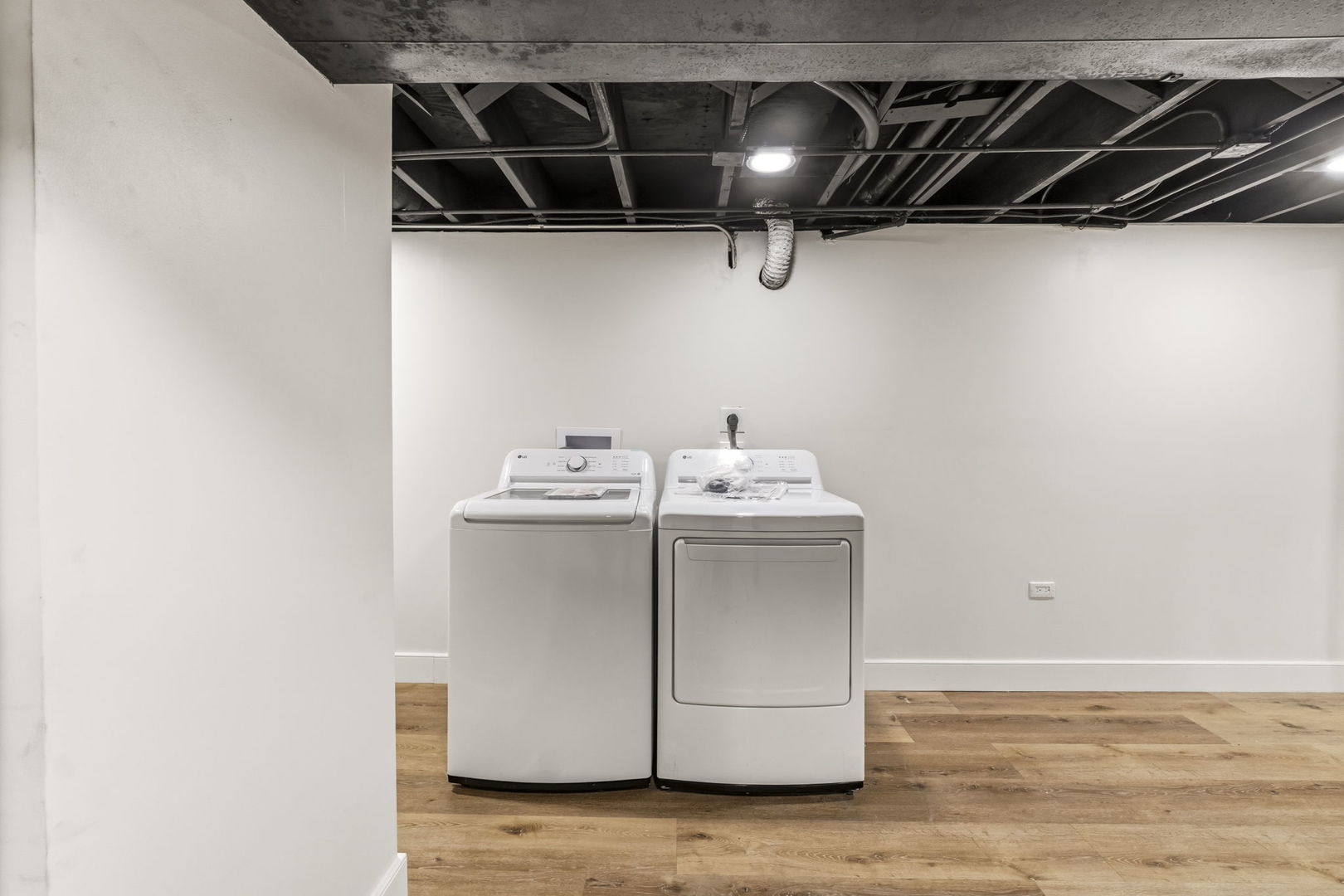 property viewer photo 28