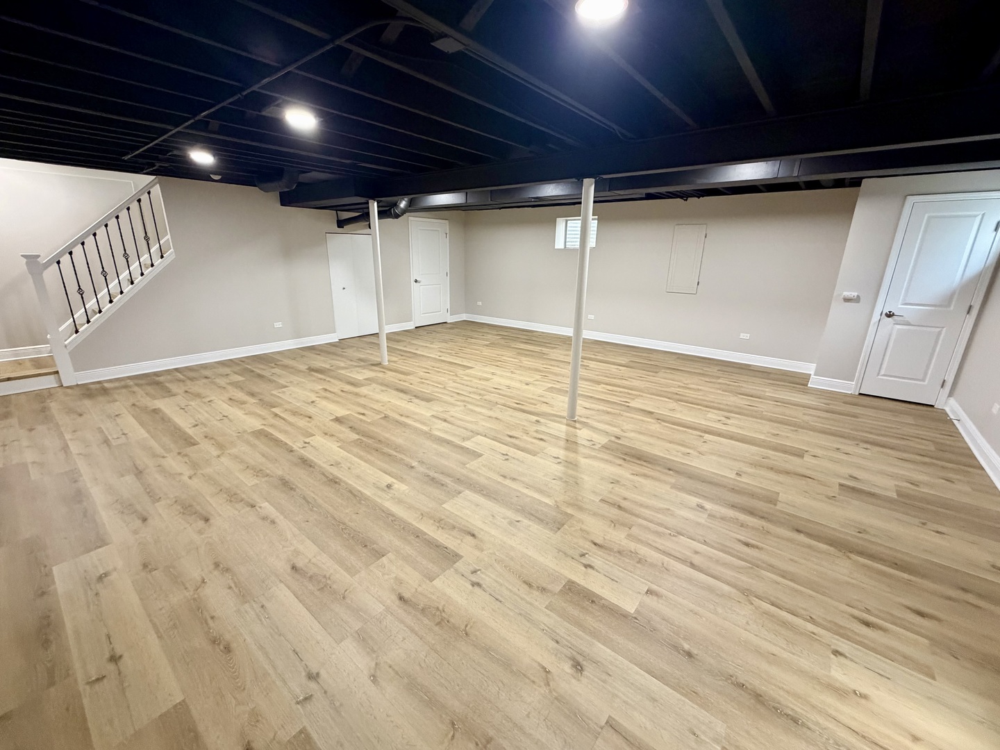 main property photo 18