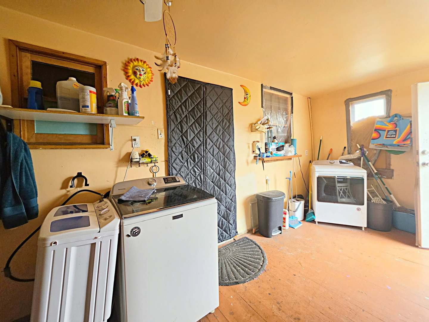 main property photo 8