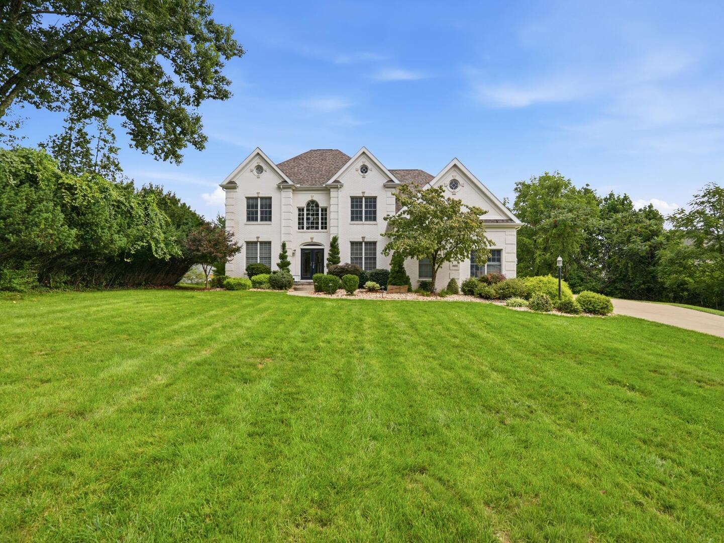main property photo 0