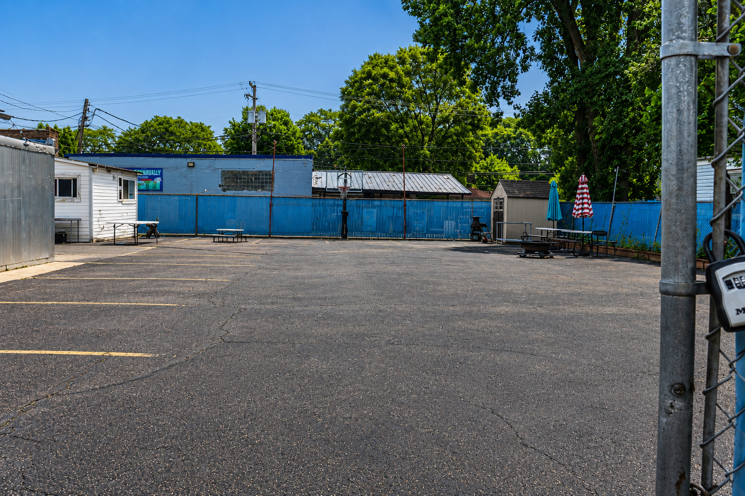 main property photo 29