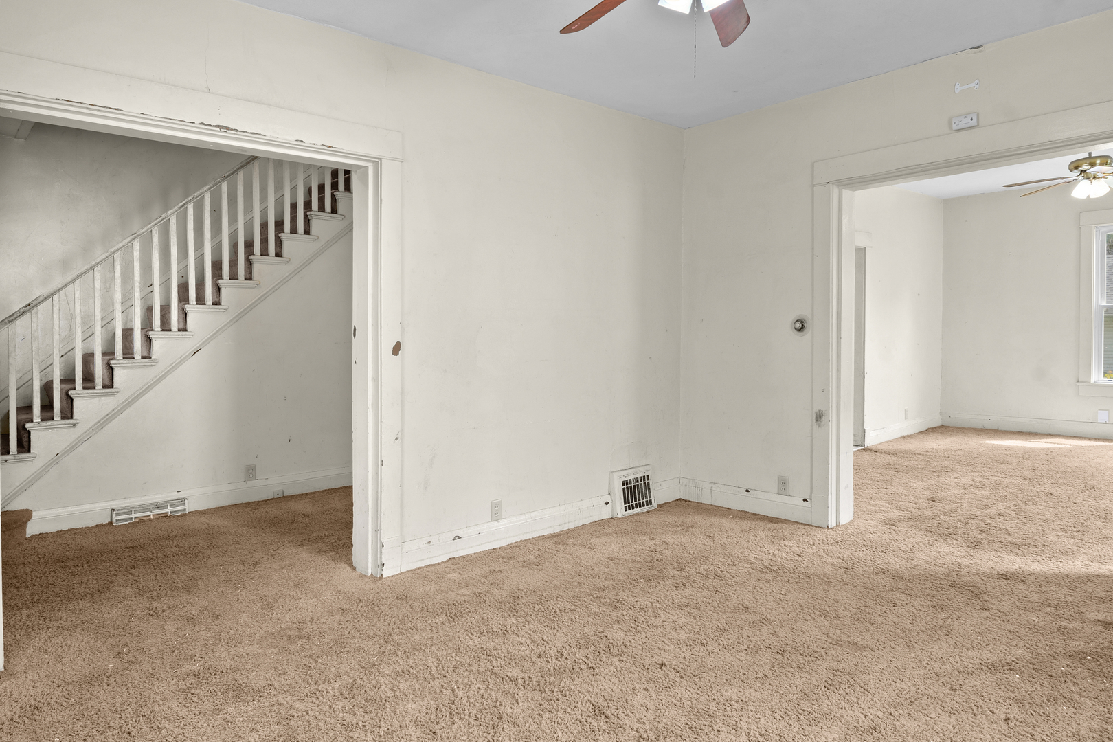 property viewer photo 8